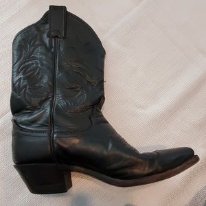 Justin womens cowboy boots size 6